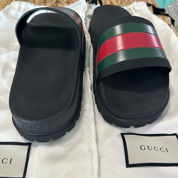 AUTHENTIC GUCCI Slides Mens 5 • Women 7 - 7.5 Like NEW Black with Green & Red - Picture 7 of 14